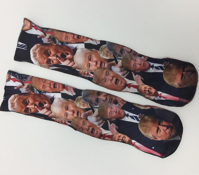 Para skarpetek z nadrukowanym kolażem zdjęć Donalda Trumpa