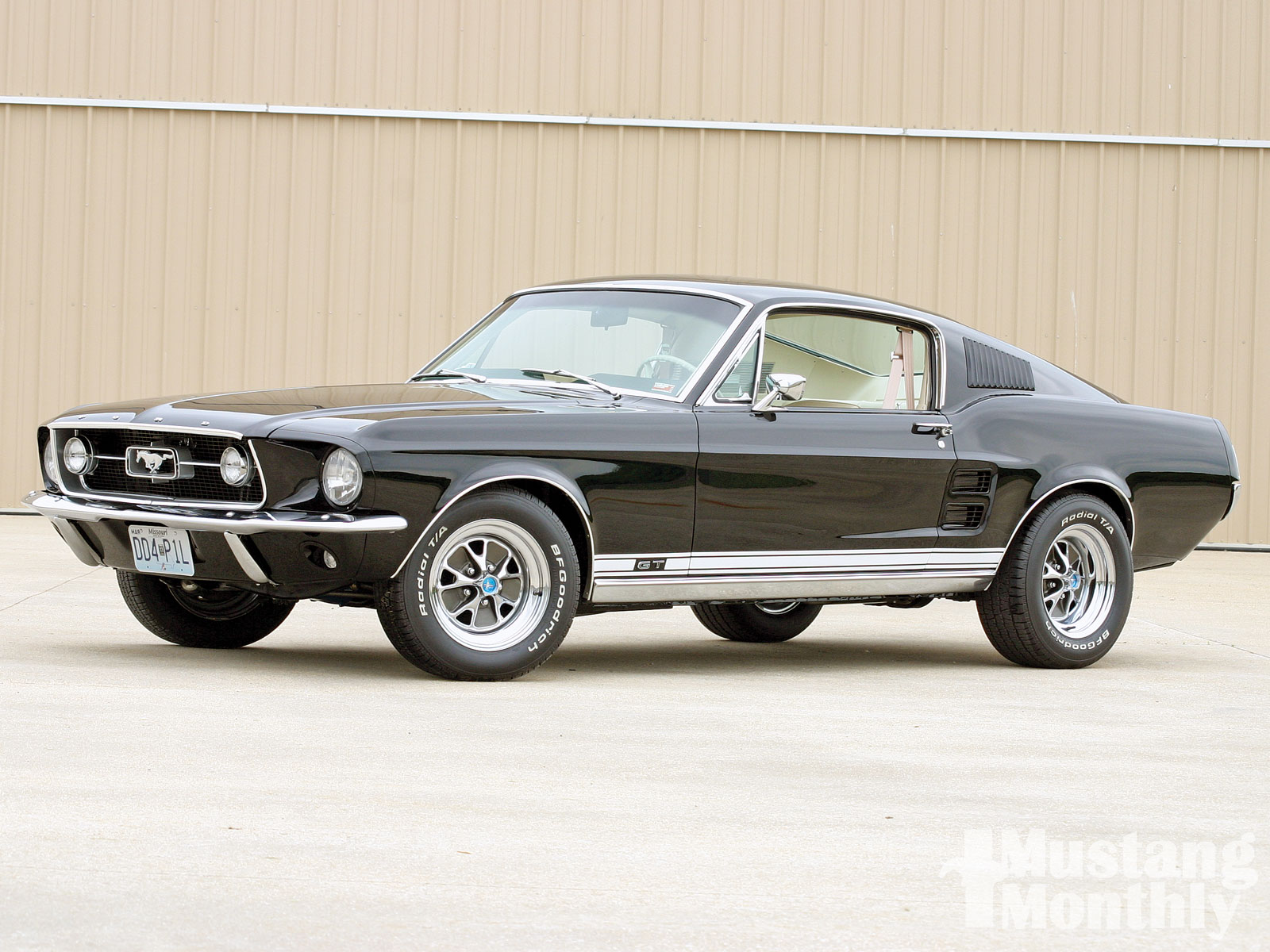 http://wallimgs.com/ford-mustang-1967.html