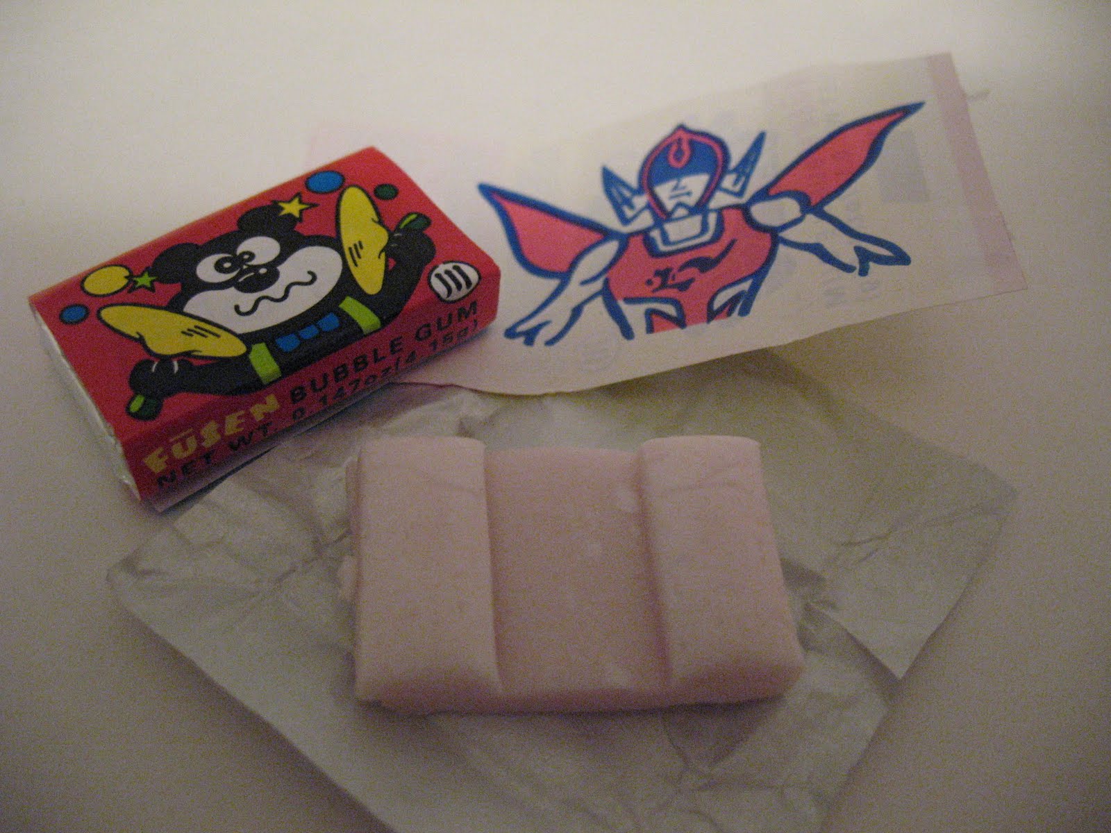 http://www.sugabush.com/wp-content/uploads/2014/05/Candy-Fusen-Gum.jpg