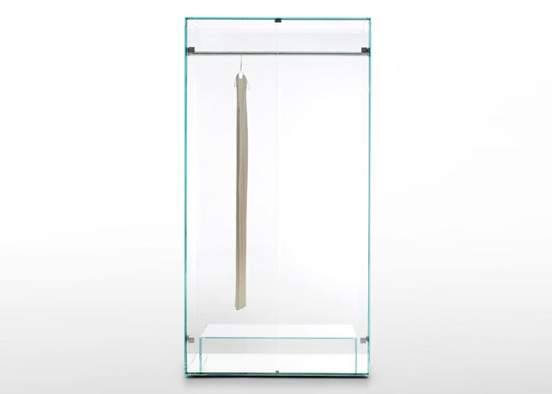 Prism-glass-closet_Tokujin-Yoshioka_Glas-Italia_dezeen_784_2