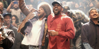 Kid Cudi i Kanye West wiwatują fanom.