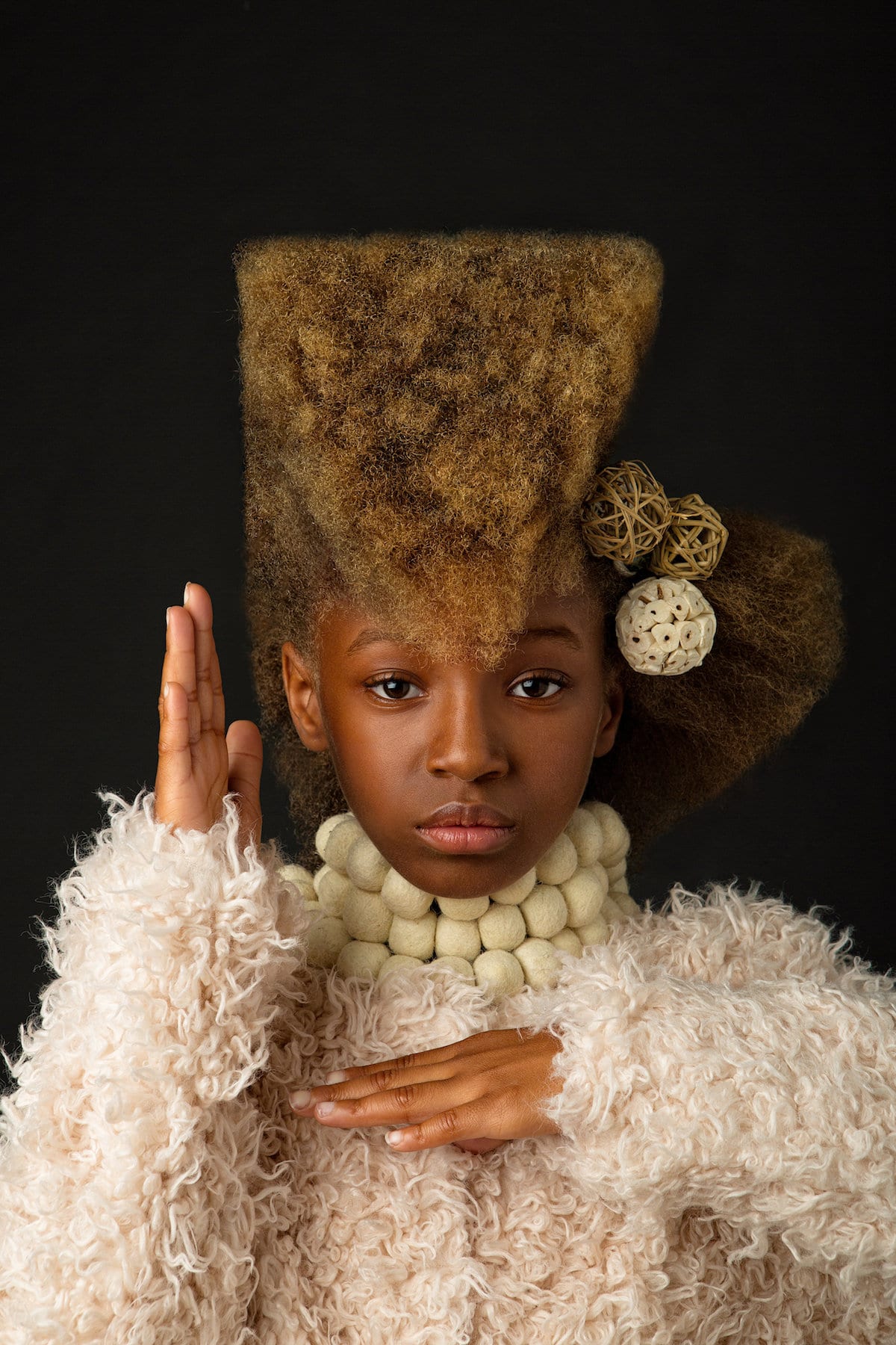 2 11 AfroArt: Seria portretów, ukazująca piękno dziewczyn z afro