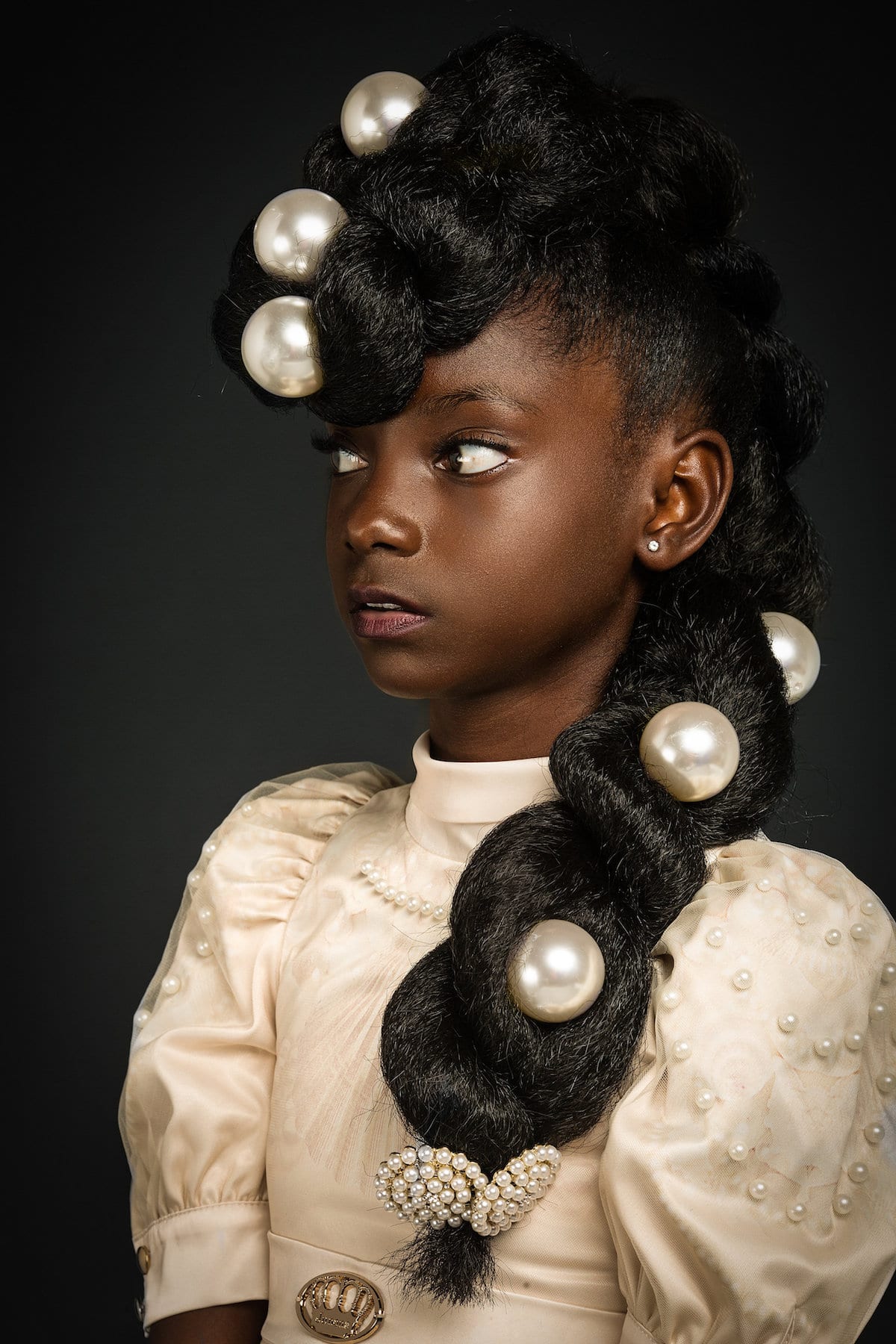 4 11 AfroArt: Seria portretów, ukazująca piękno dziewczyn z afro