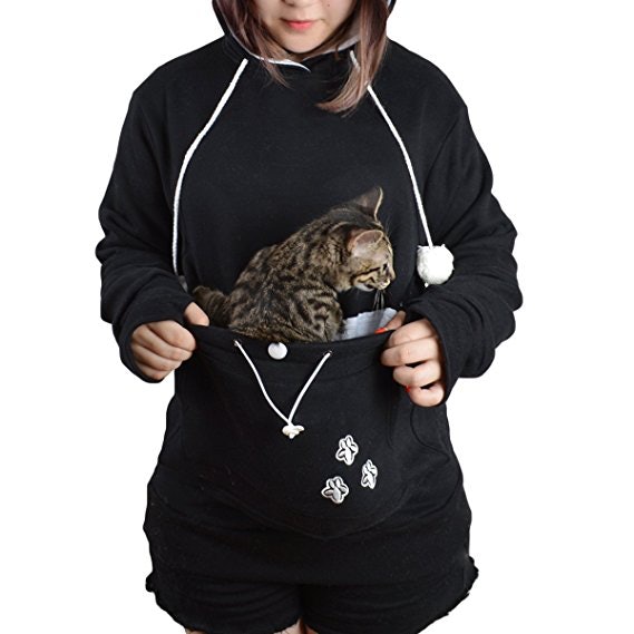 b27409f5 421b 49d5 9aae 894617655fe4 cat hoodie black 11 idealnych prezentów dla miłośników kotów?