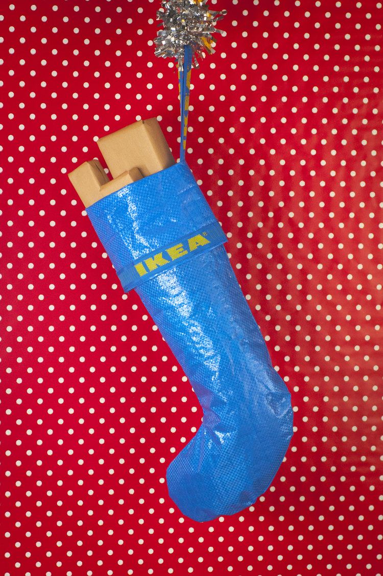Skarpeta świąteczna zrobiona z torby IKEA