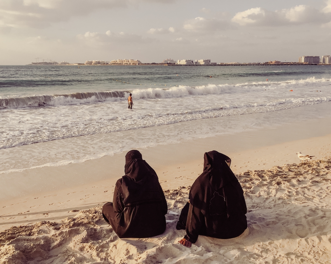 0 1 Fotograf pokazał w swojej serii zdjęć jak wygląda życie w Dubaju