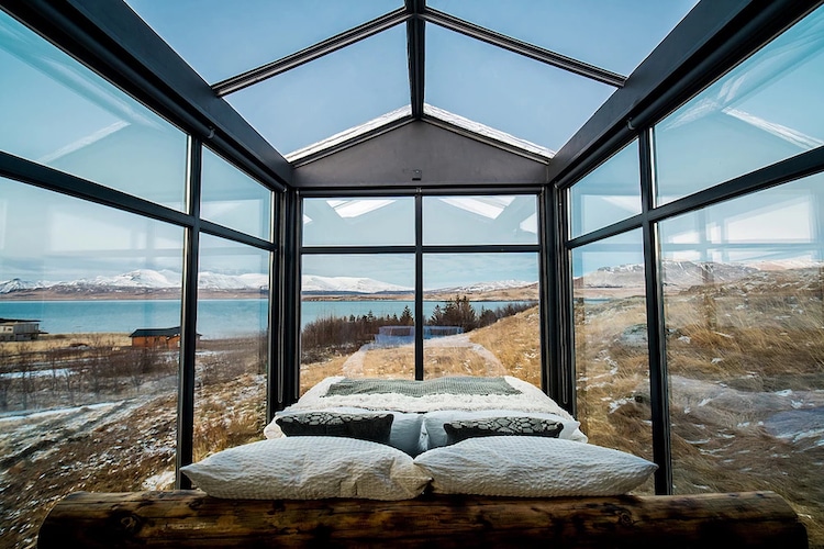 1 Wynajmij mikro-domek na Islandii i podziwiaj zorzę polarną z sypialni