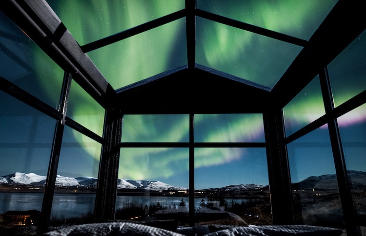 4 Wynajmij mikro-domek na Islandii i podziwiaj zorzę polarną z sypialni