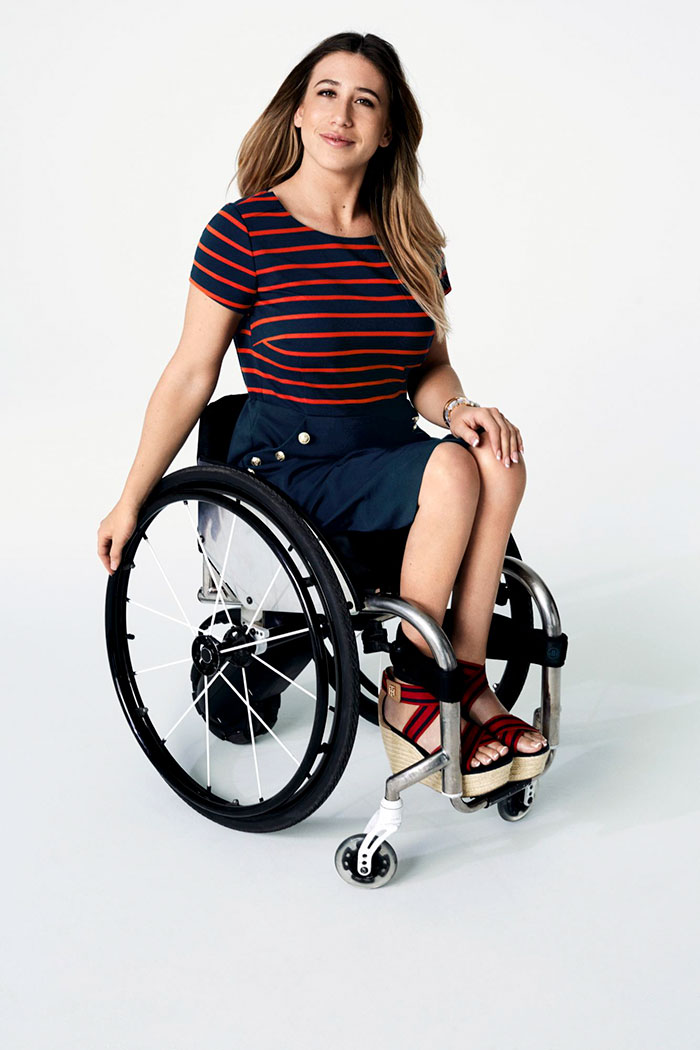 clothing line disabled people tommy hilfiger 4 5acb107e4e2d3 700 Tommy Hilfiger stworzył kolekcję dla osób niepełnosprawnych