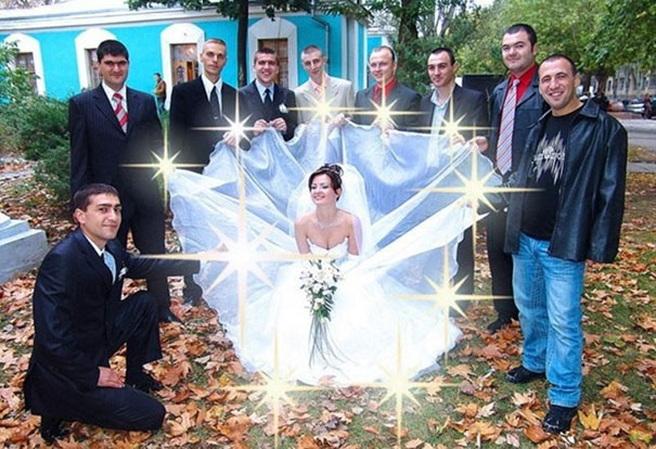 funny weird russian wedding photos 131 5ac48bbfdf2cf 605 Romantyzm w Rosji: 20 najgorszych zdjęć ślubnych