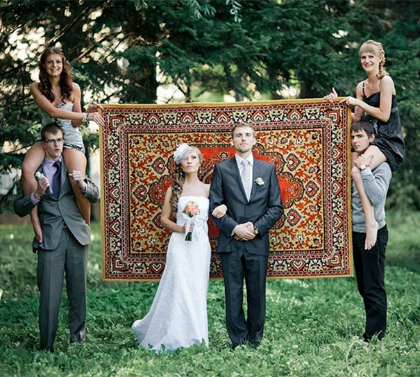funny weird russian wedding photos 162 5ac49dd0827e2 605 Romantyzm w Rosji: 20 najgorszych zdjęć ślubnych