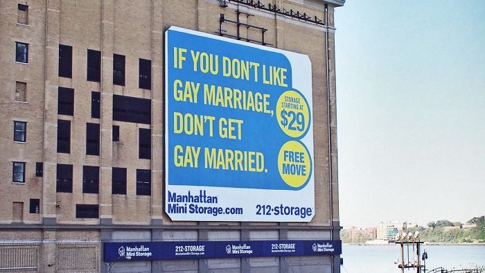 hilarious pride signs supporting gay marriage3 5b1f73d19b85c 700 Najzabawniejsze hasła przeciwko homofobii z całego świata