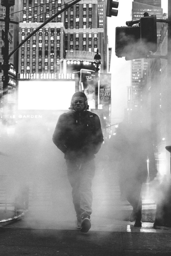 DSamotno12 5b4d76c850fec 700 Fotograf uchwycił chwile „samotności w Nowym Jorku”