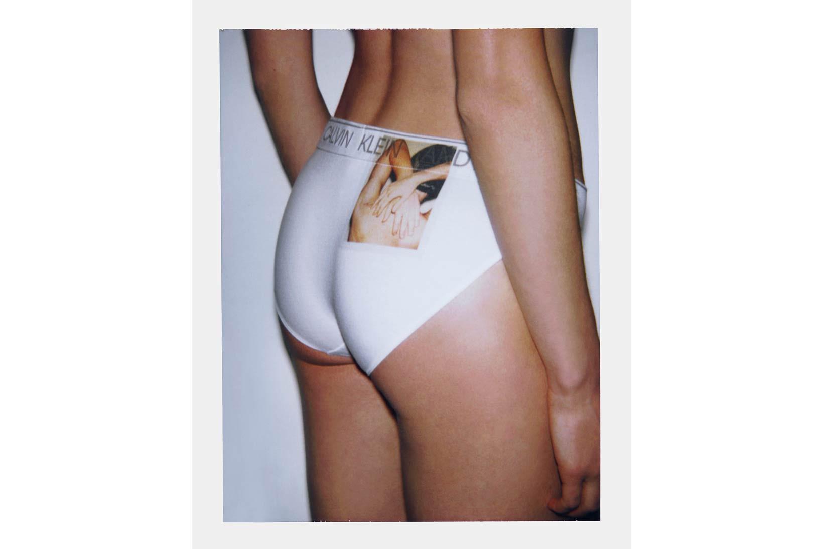 https hypebeast.com wp content blogs.dir 6 files 2018 07 calvin klein underwear andy warhol lookbook 3 Polaroidy Andy'ego Warhola uwiecznione na bieliźnie CK