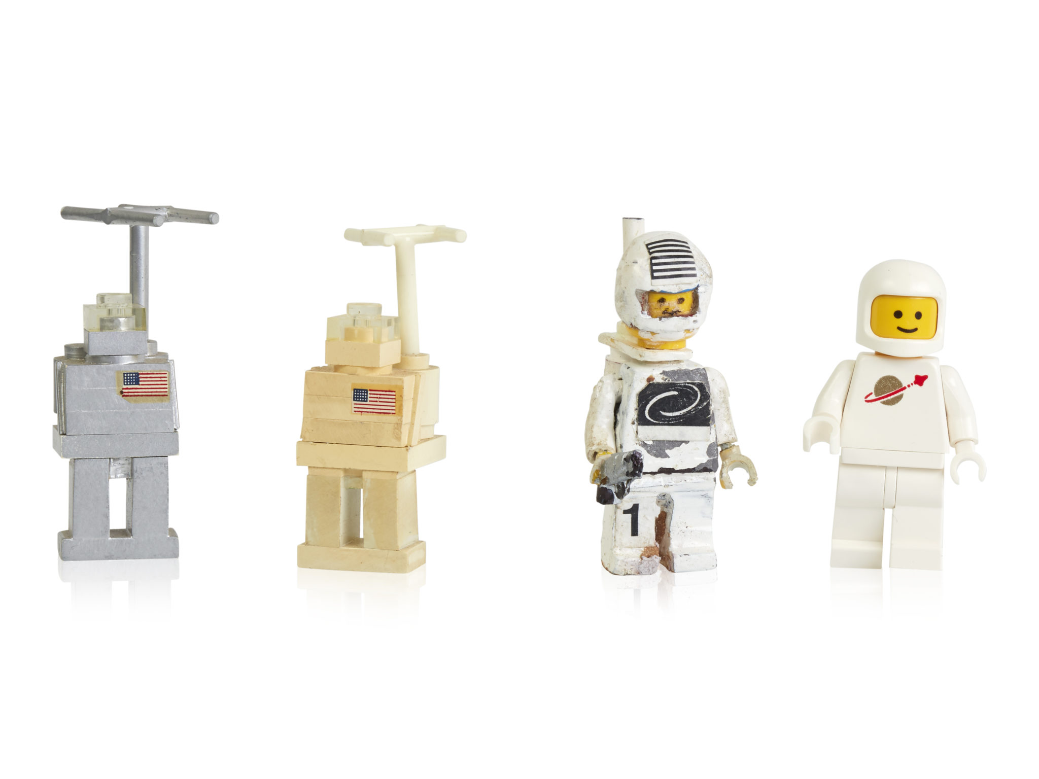 Early prototypes and first space minifigure 40-lecie minifigurek LEGO: jak zmieniały się na przestrzeni lat?