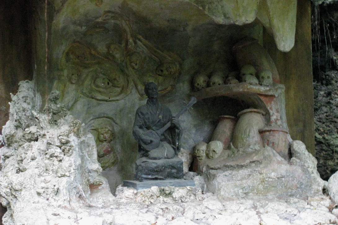 https bae.hypebeast.com files 2018 10 most haunted places chibbichiri cave okinawa japan 1 10 najbardziej nawiedzonych miejsc na świecie, które możecie odwiedzić
