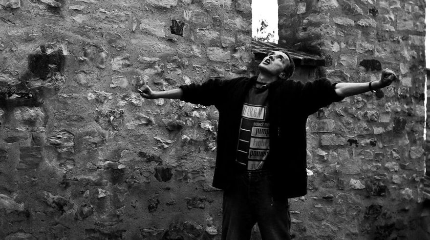 3 15 5bfbd97c5cfdb 880 Fotograf spędził 8 miesięcy robiąc zdjęcia narkomanom na ulicach Pragi