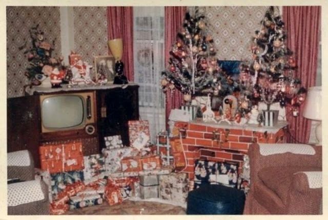Christmas House Interior 1950s and 1960s 21 25 zdjęć pokazujących, jak wyglądały świąteczne dekoracje w latach 50. i 60.