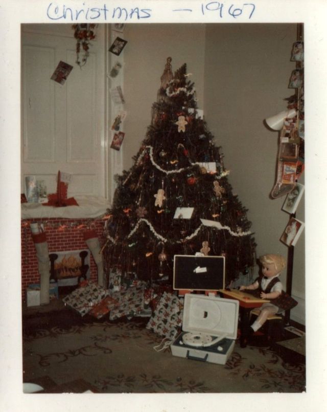 Christmas House Interior 1950s and 1960s 24 25 zdjęć pokazujących, jak wyglądały świąteczne dekoracje w latach 50. i 60.