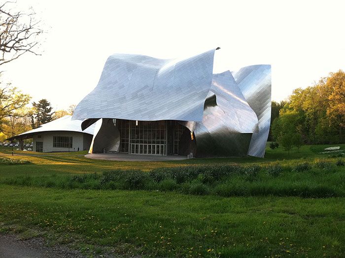 19 20 zdjęć pokazujących, że Frank Gehry to jeden z najwybitniejszych architektów naszych czasów