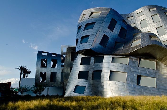 3 1 20 zdjęć pokazujących, że Frank Gehry to jeden z najwybitniejszych architektów naszych czasów