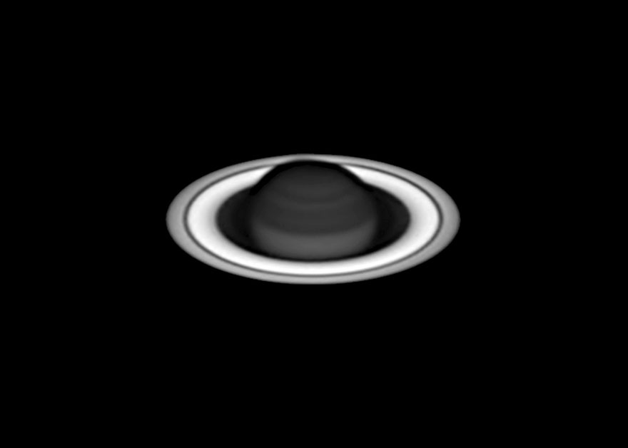 Black Saturn By Martin Lewis 30 najlepszych zdjęć z konkursu Astronomy Photographer of the Year, czyli fotografii dosłownie nie z tego świata