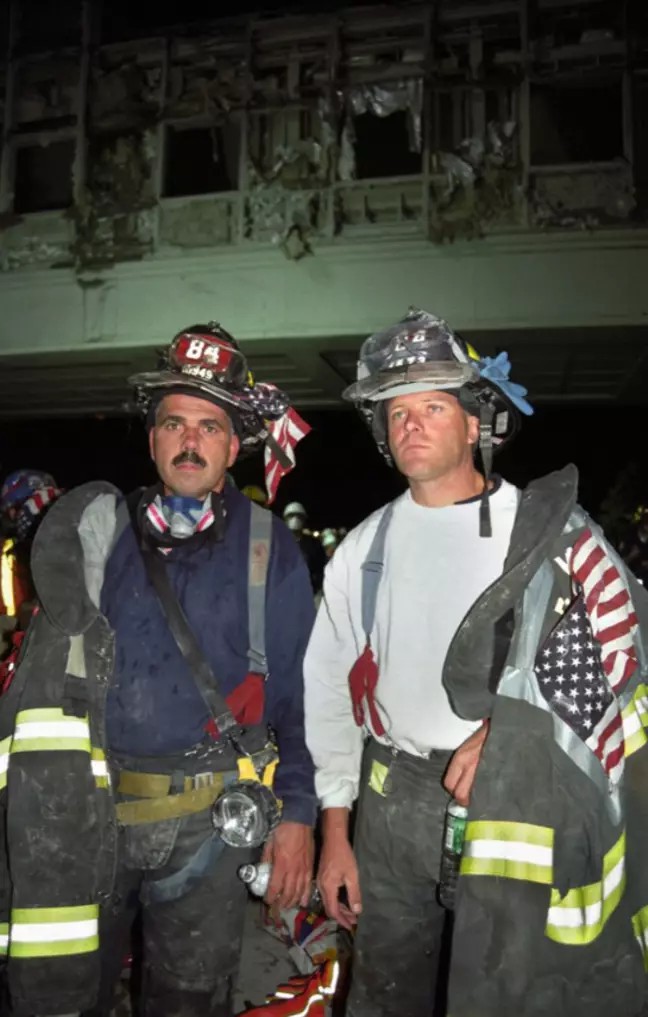 Jeden z pierwszych świadków wydarzeń z 11 września udostępnił niewidziane dotąd zdjęcia8 Jeden z pierwszych świadków wydarzeń z 11 września udostępnił niewidziane dotąd zdjęcia