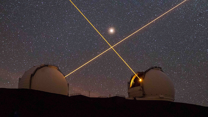 Mars Above The Keck Lasers By Sean Goebel 30 najlepszych zdjęć z konkursu Astronomy Photographer of the Year, czyli fotografii dosłownie nie z tego świata