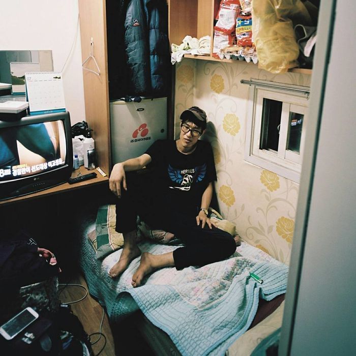 BHXOQheDY png 700 30 zdjęć pokazujących, jak żyją ubodzy mieszkańcy Korei Południowej w swoich „goshitels”