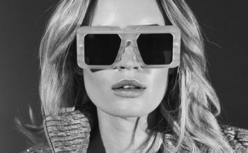 Modelka w prostokątnych okularach z lat 70