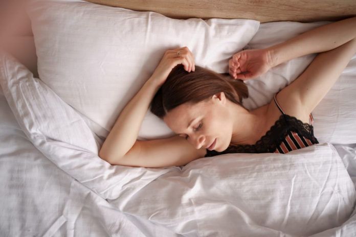 10 sposobów na złagodzenie objawów alergii podczas snu
