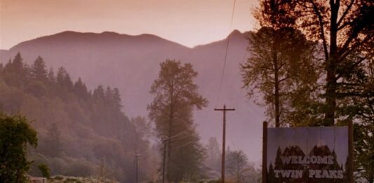 12 piosenek, które moglibyście usłyszeć w Twin Peaks – playlista inspirowana serialem